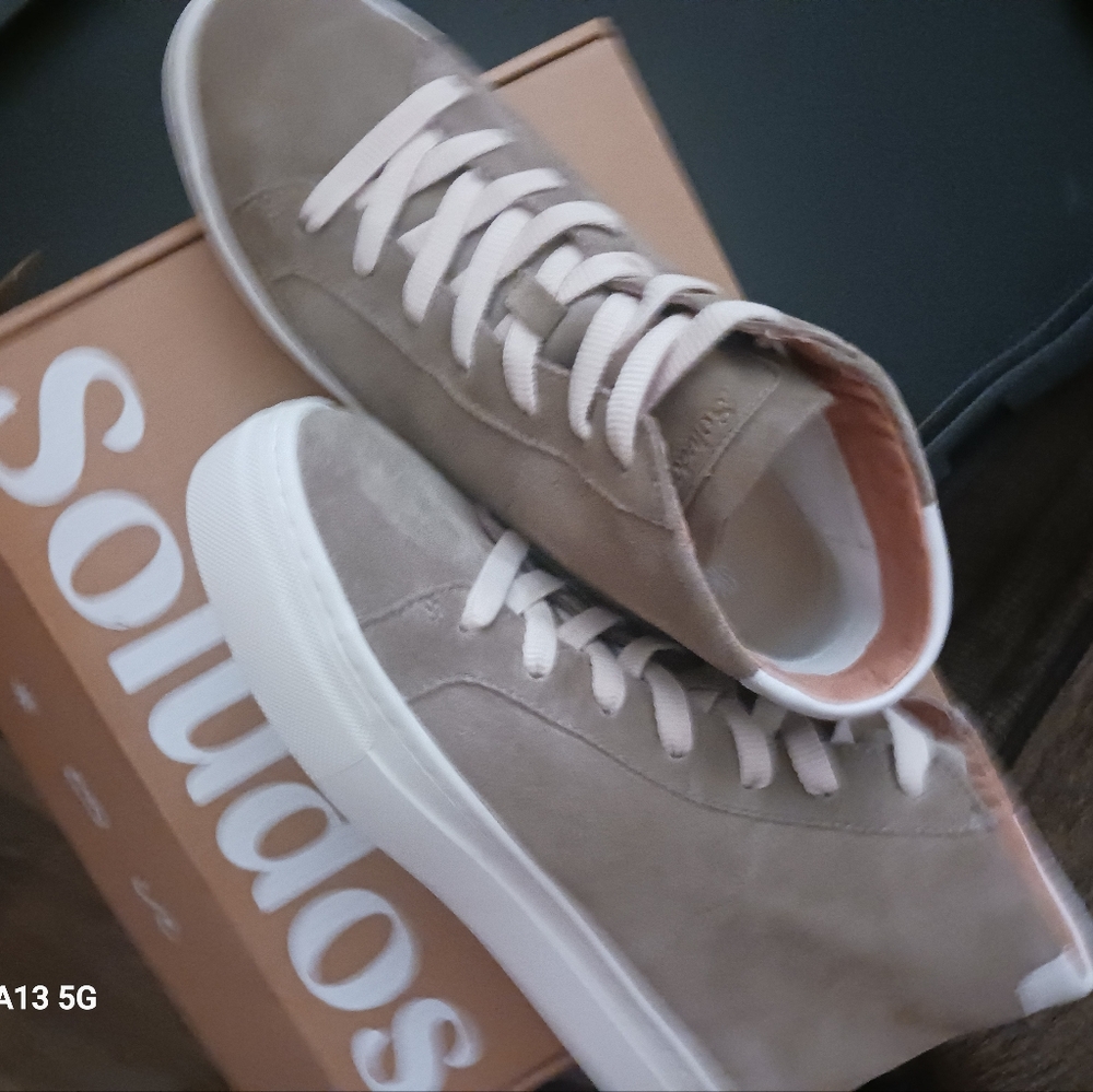 Soludos Ibiza High Top Sneakers Size 7 SAGE